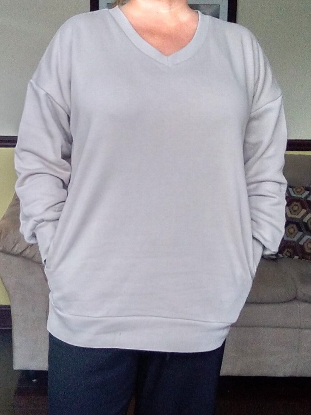 Zenana beige vneck tunic sweatshirt, sz XL